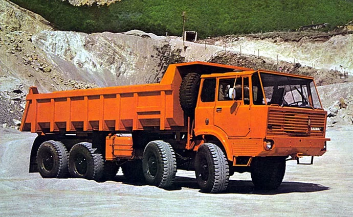 Tatra 813 S1 8x8