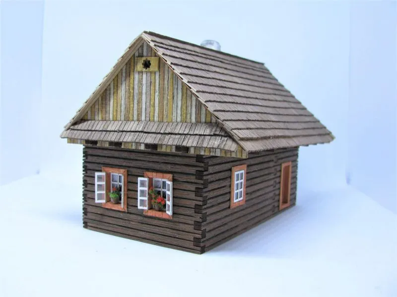 Drevenica z Návojnej 1:35
