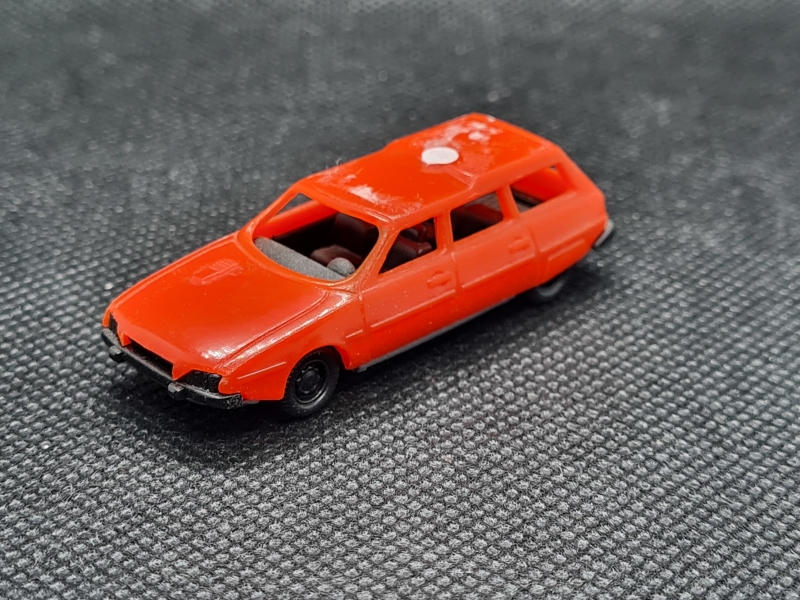 Citroen CX červený H0