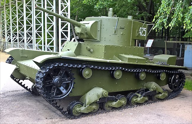 Papierový model Sovietsky ľahký tank T-26 C