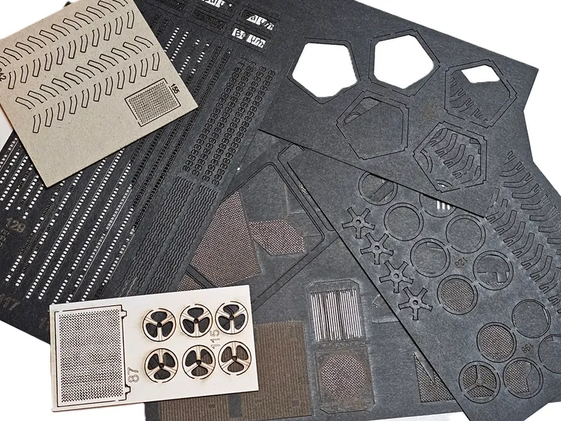 Laserom rezaný doplnok - Kompletná sada k E 512 1:32 Agromodels