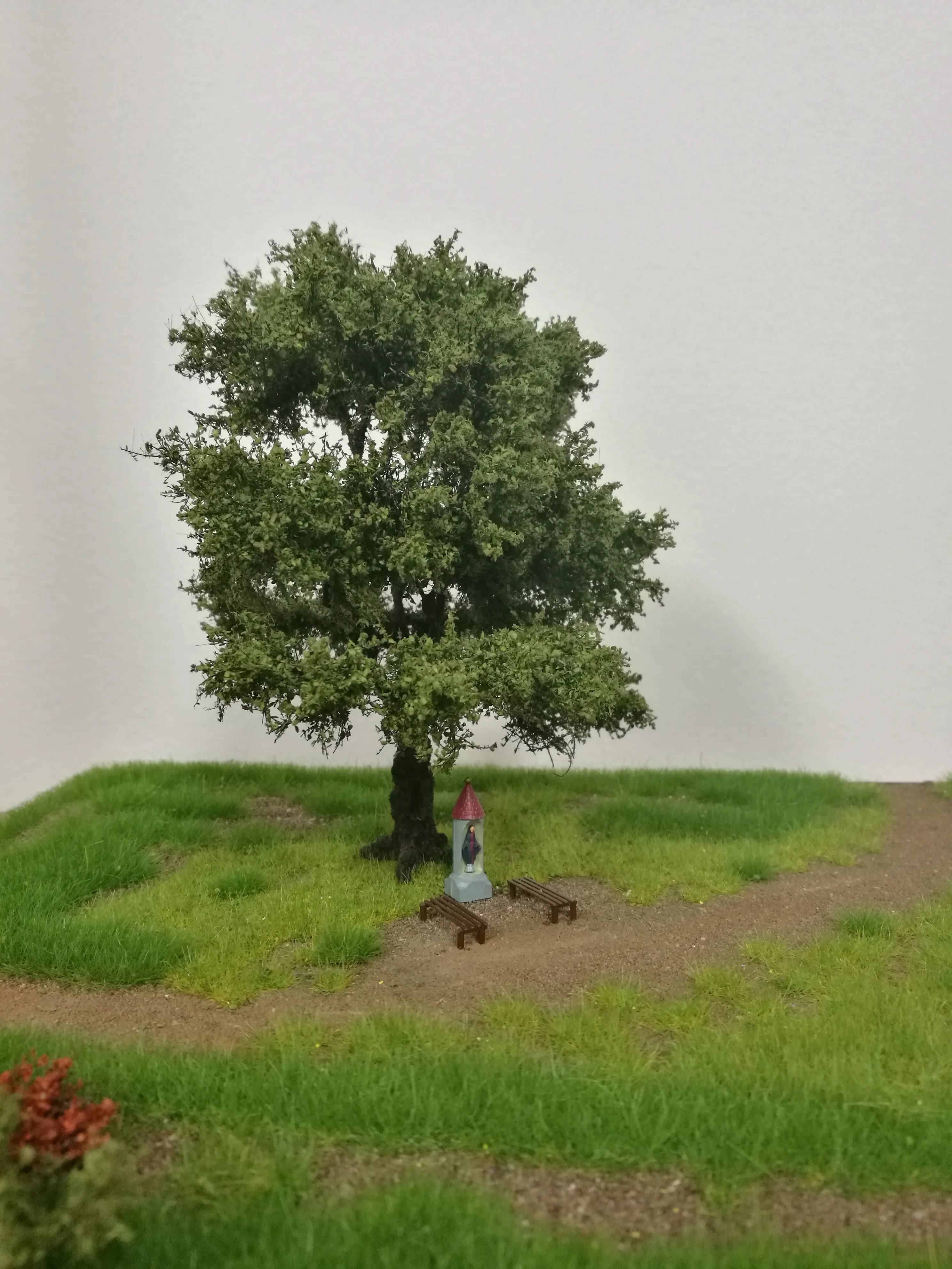 Modelový stromček Listnatý Dub 14cm