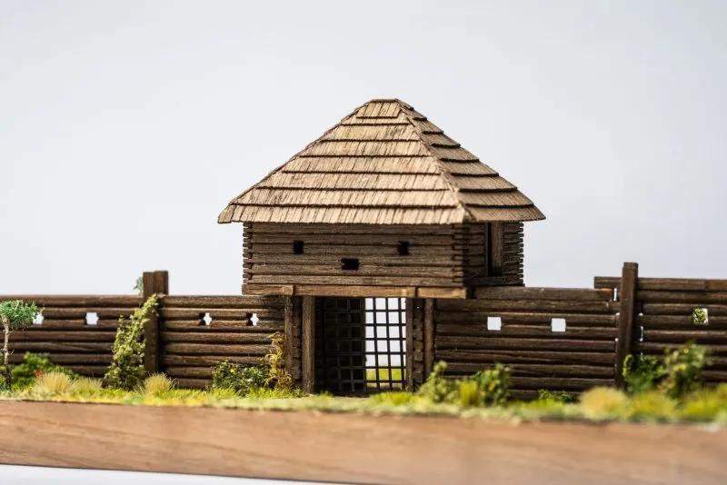 Brána zo Skalice KCD 1:72