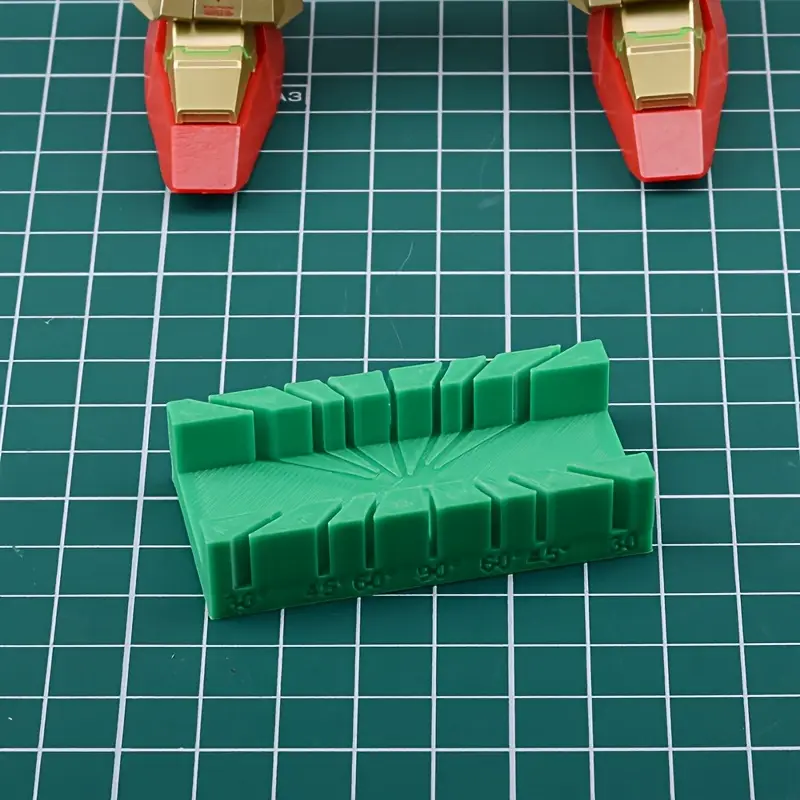 Rezací rám plastový 6x3cm