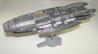 Battlestar GALACTICA 1:4105 hotový model